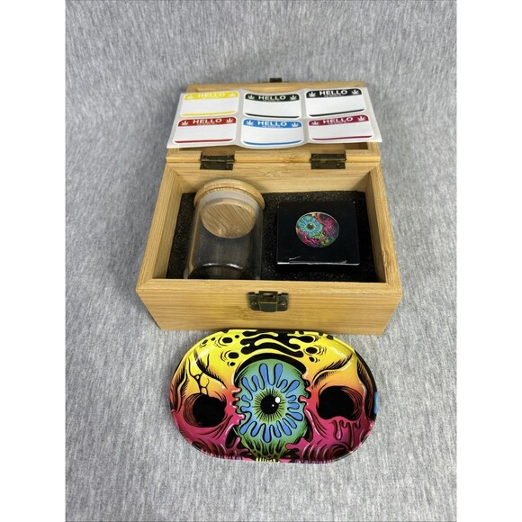 Bamboo Stash box, Skull Design - Picture 16 of 16